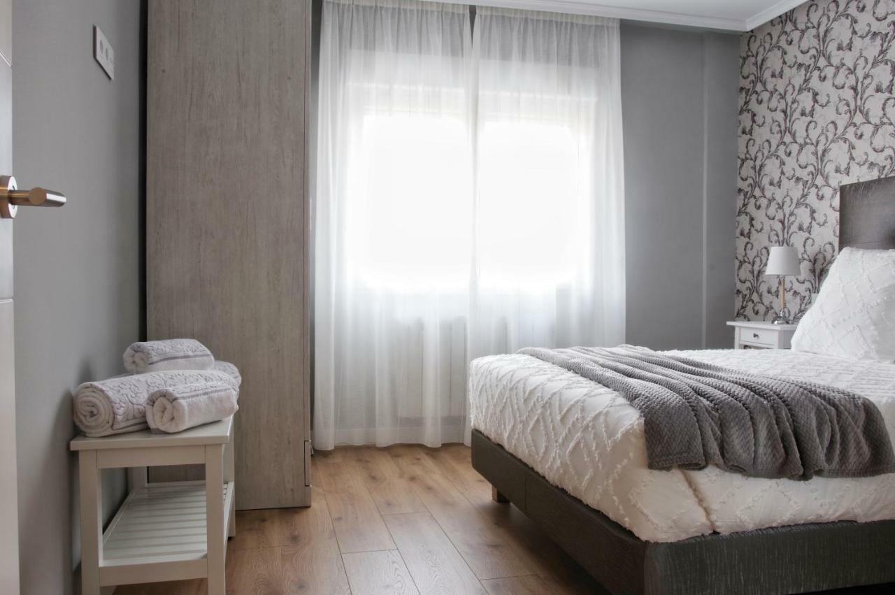 Apartamentos Bahia San Lorenzo Gijón Buitenkant foto